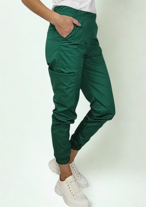 Spodnie medyczne damskie jogger brigston zieleń butelkowa.png