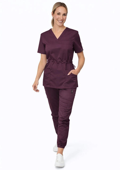 komplet-medyczny -damski-rozciagliwy-ciemna-oberzyna-euro-styl.jpg