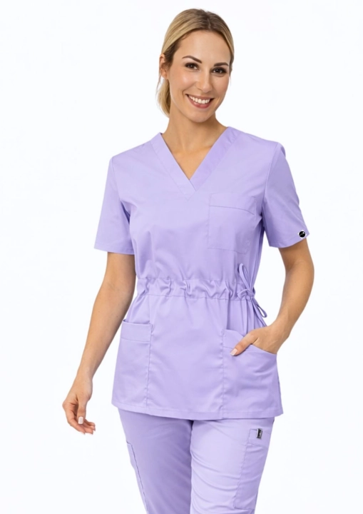 bluza-medyczna-damska-lawenda-elastan-euro-styl.jpg