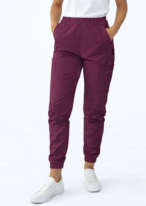 spodnie-medyczne-damskie-jogger-oberzyna-euro-styl (3).jpg