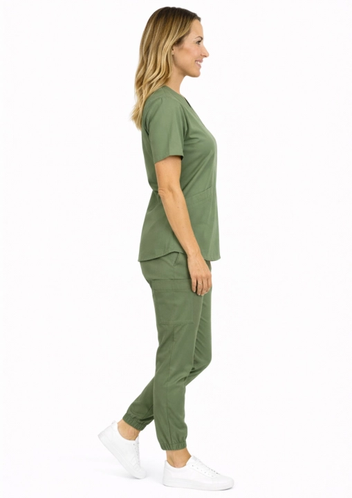 komplet-medyczny-damski-sportowy-oliwka-euro-styl (1).jpg