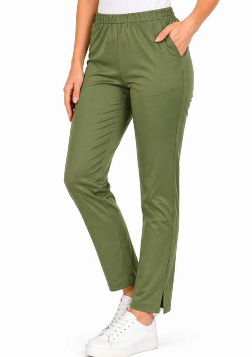 spodnie-medyczne-damskie-cygaretki-oliwka-euro-styl (1).jpg