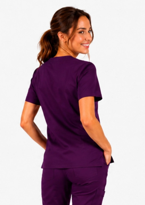bluza-medyczna-damska-elastan-bawelna-oberżyna-euro-styl (2).jpg