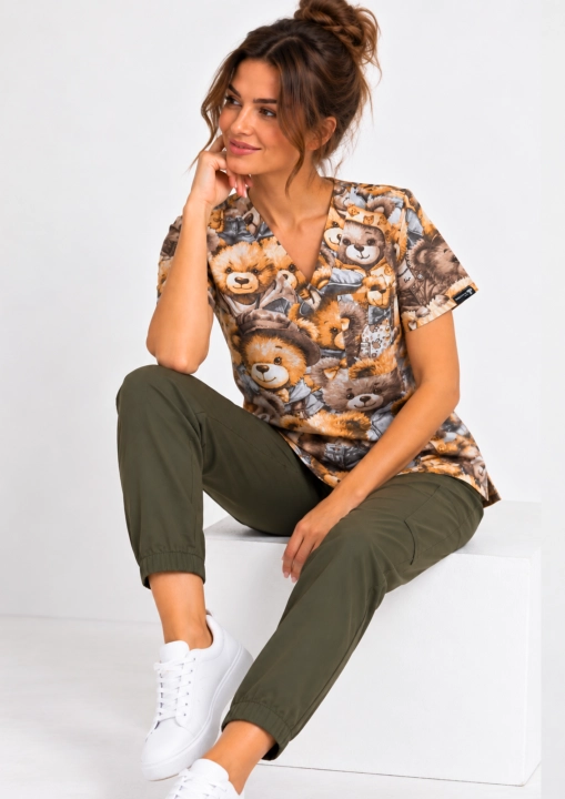 bluza-medyczna-damska-bawełniana-misie-euro-styl (3).png